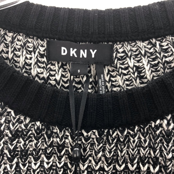 NWT DKNY Block Gray/Blk/ Wht Round Neck Long Sleeve Sweater Small - Picture 6 of 9